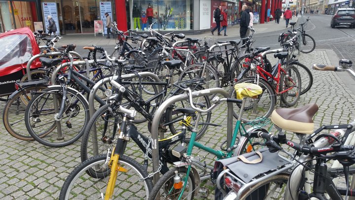 Fahrraeder.jpg